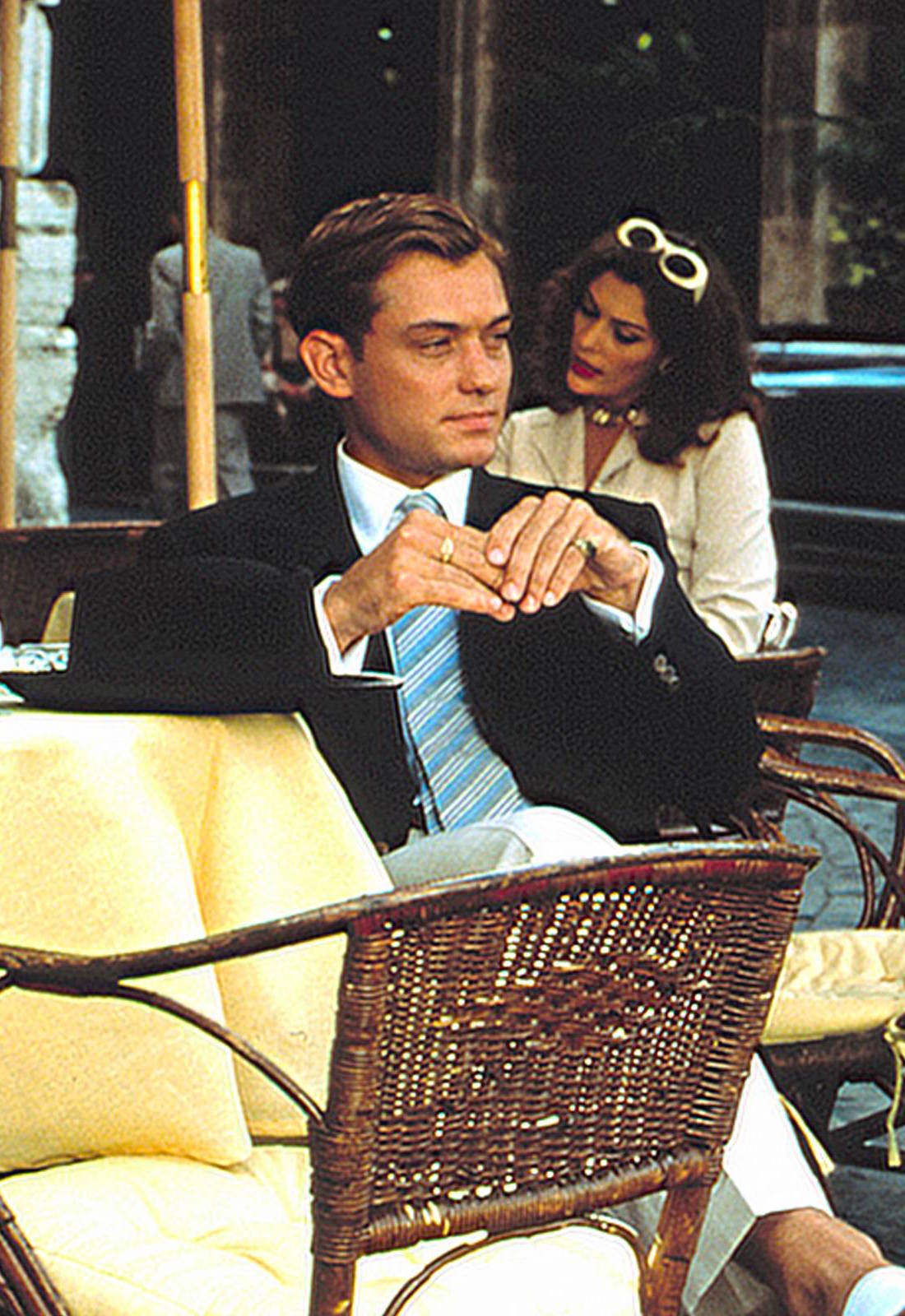 The Talented Mr. Ripley: Dickie's White-and-Gray Shirt » BAMF Style